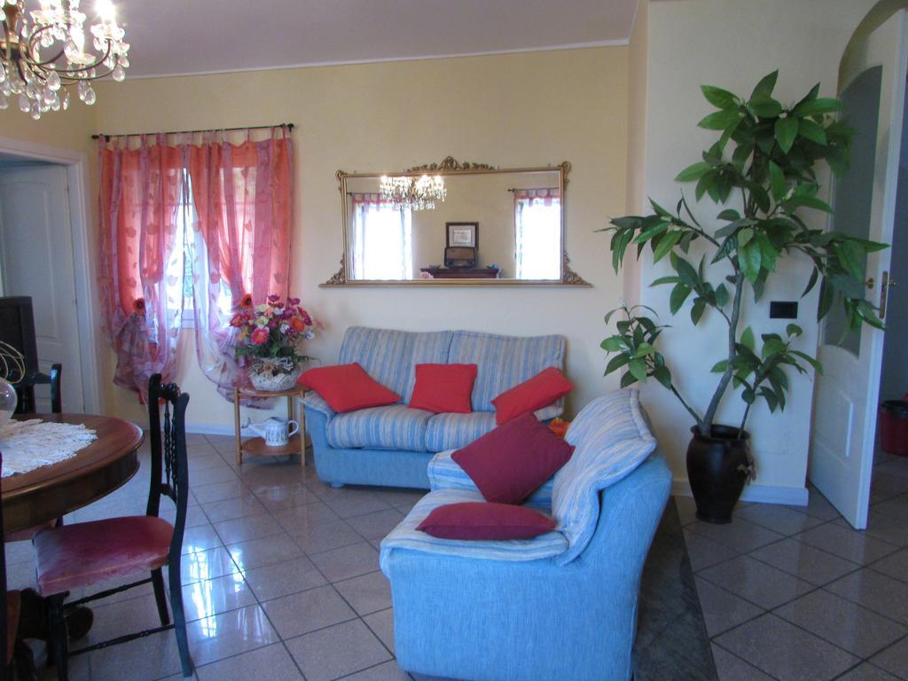 Casa Antica Rosetta Guest House Dolcedo Exterior photo
